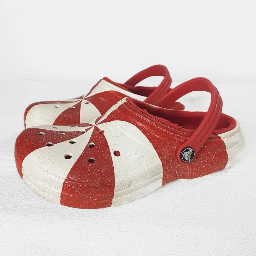 Crocs Kids Classic Lined Fuzzy Holiday Clogs Red & White Candy Cane size J4